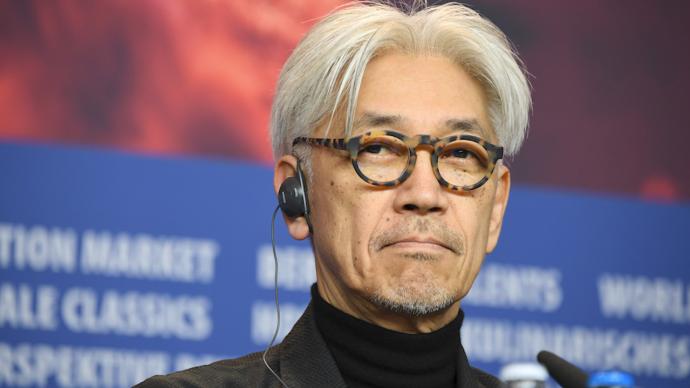 日本音乐家坂本龙一罹患直肠癌自称将与癌共生