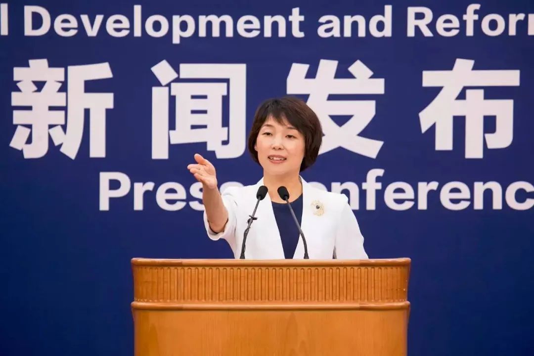 国家发改委新闻发言人再迎新面孔政策研究室主任金贤东亮相