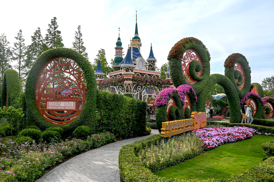 在花博会的上海国际旅游度假区花园,藏了一幢迪士尼城堡.
