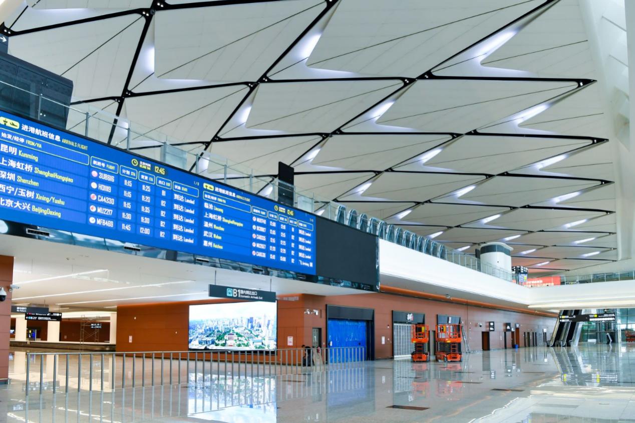 资讯 据了解,27日当天,天府国际机场开通包括北京(首都,大兴),上海