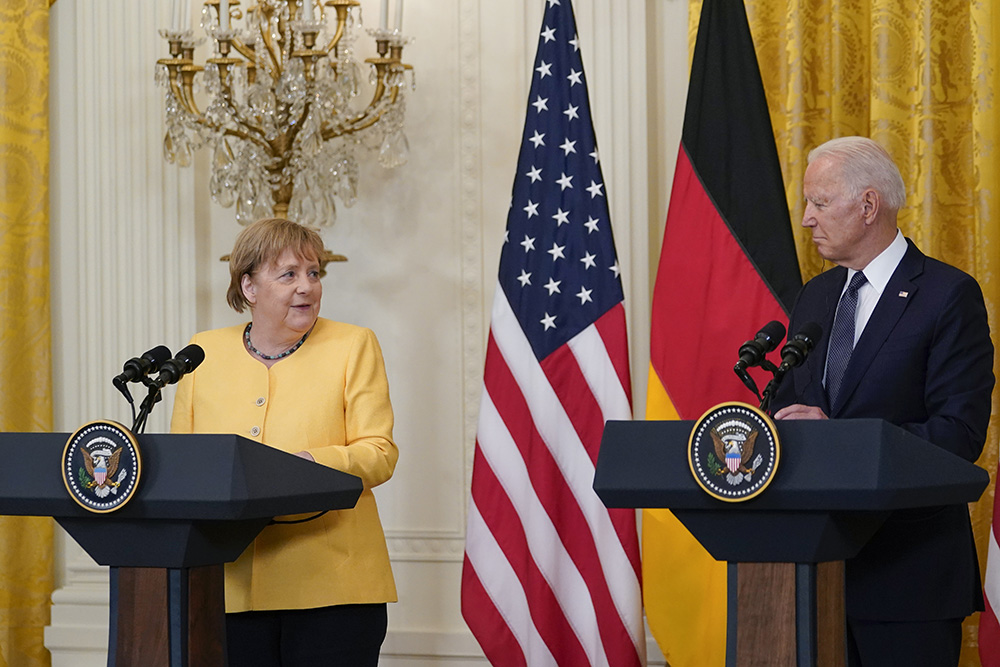 2021年7月15日,美国华盛顿特区,德国总理默克尔访问美国,与美国总统