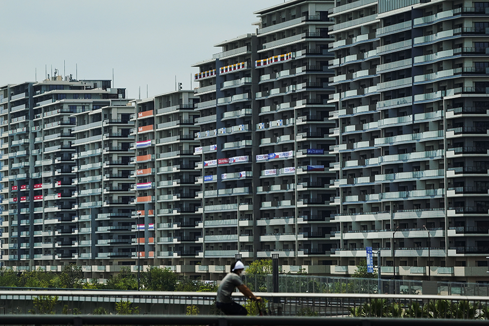 日本疫情急速反弹奥运村平行世界愿景或落空