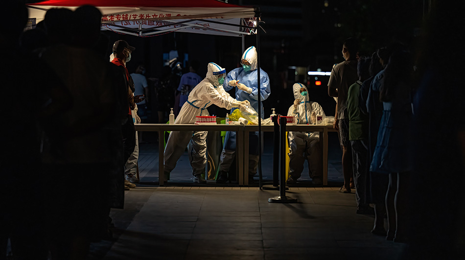 一周图片南京暂停开放旅游景区室外区域郑州十万人连夜核酸检测