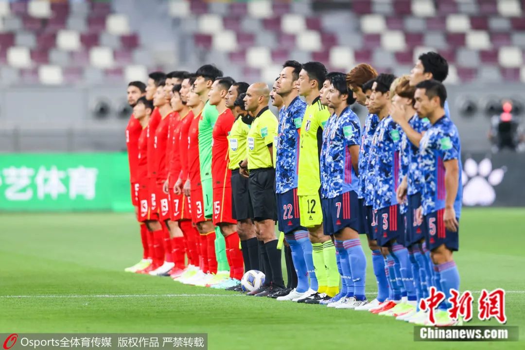 上届十二强赛半程结束之后,国足5战2平3负仅取得2分,距离小组第三的