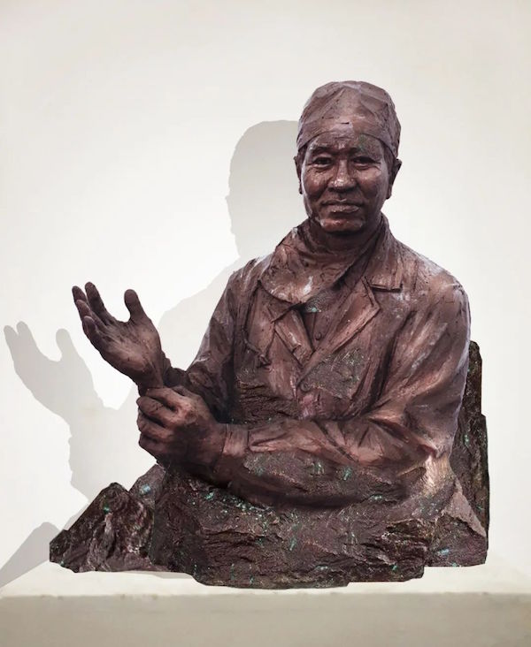 献给全体劳动者！中国美术馆藏画中的劳动者形象