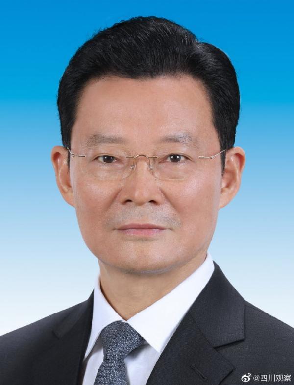 王宁、王铭晖当选为四川省人大常委会副主任