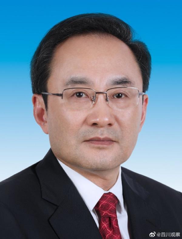 王宁、王铭晖当选为四川省人大常委会副主任