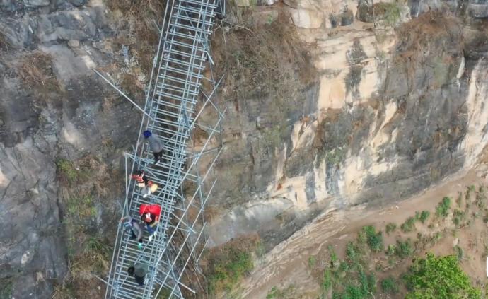 航拍大凉山悬崖村再见2556