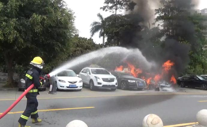 新能源汽车自燃,殃及隔壁奥迪车