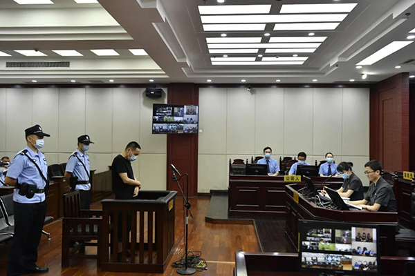 南昌邹氏兄弟黑社会组织犯罪案宣判21人获刑主犯死缓