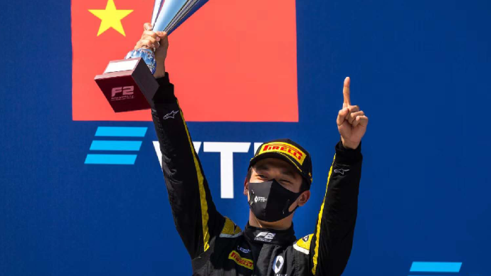 f2首位中国冠军周冠宇:未来目标,就是成为f1正赛车手