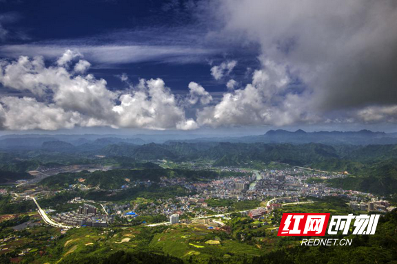 百城千县万村调研行丨湘西溪州今朝换新颜