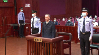 安徽高法原院长张坚受审：被控受贿7179万余元