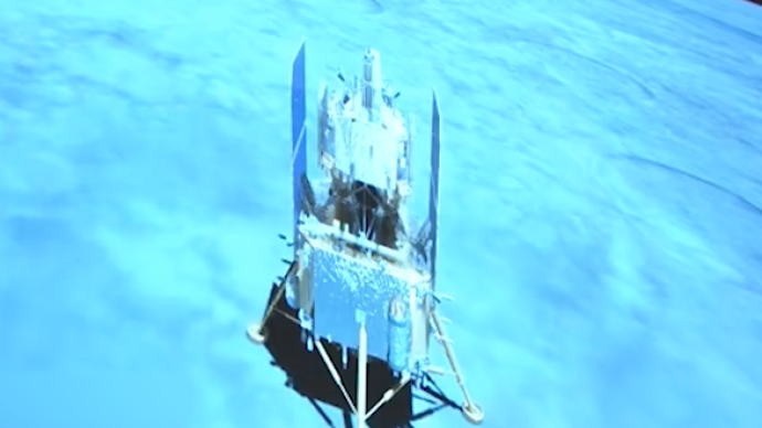嫦娥五号着陆月球，控制中心响起掌声
