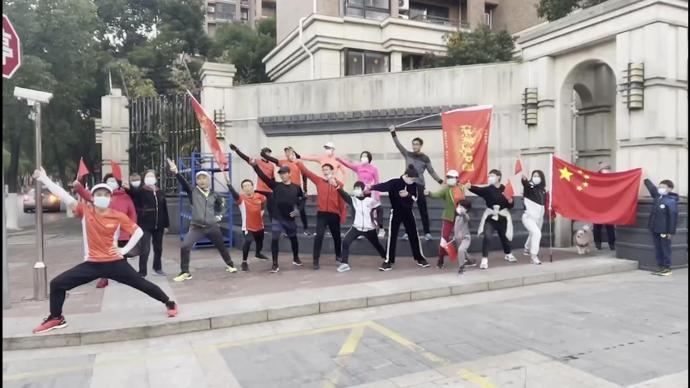 回归日常，上海明天华城居民“跑团”绕小区晨跑3公里