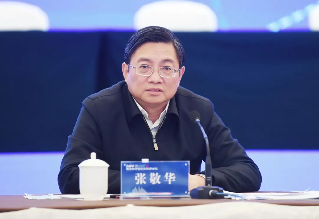 张敬华讲话.南报融媒体记者 崔晓 摄&nbsp