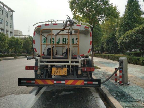 义乌绿化养护、道路冲洗已经用上了中水，该处为中水取水口。 义乌市水务局 供图