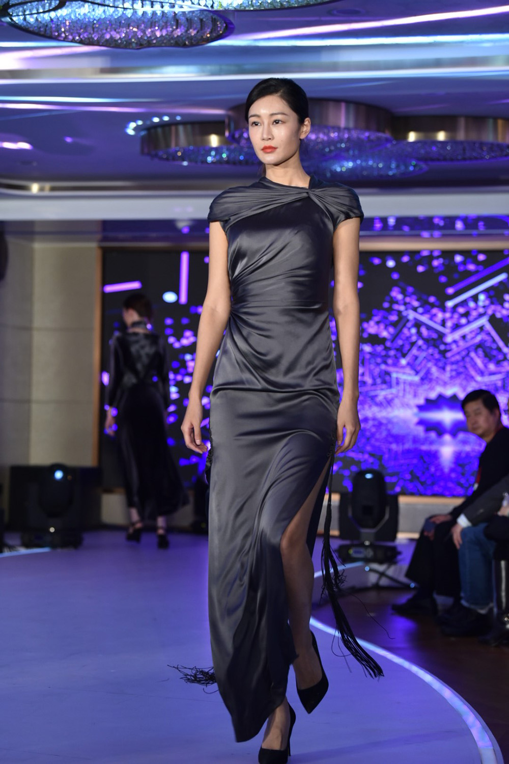 老字号龙凤旗袍t台秀