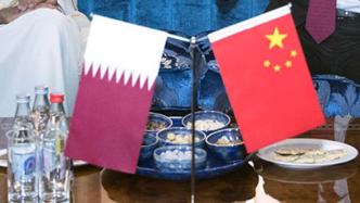 王毅同卡塔尔副首相兼外交大臣通电话，支持卡方办好世界杯