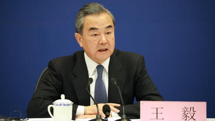 王毅:把中國留學(xué)人員看成“間諜”是一種陰暗心理的反映