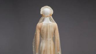 40件19世纪以来西方婚纱服饰，呈现白色婚纱流行史