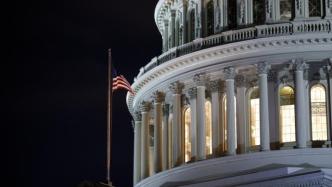 美国国会两院投票通过新冠疫情纾困法案
