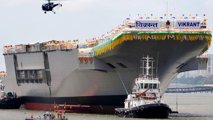 印度首艘国产航母“维克兰特”号将于明年海试