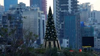 黎巴嫩迎爆炸后首个圣诞节，逝者名字挂满圣诞树