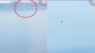 美飞行员拍下惊奇一幕：神秘人在千米海面高空飞行