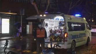寒潮雨夜的坚守！外卖小哥遇车祸，上海120急救员暖心救助