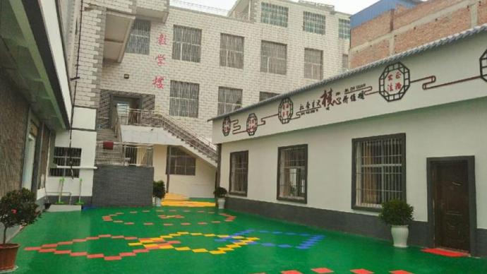 云南通报7岁女孩在校内疑遭猥亵：成立工作组督促案件查办