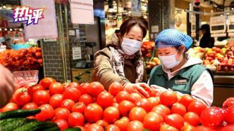 央视热评：在极不平凡的一年稳住物价，坚决兜住民生底线