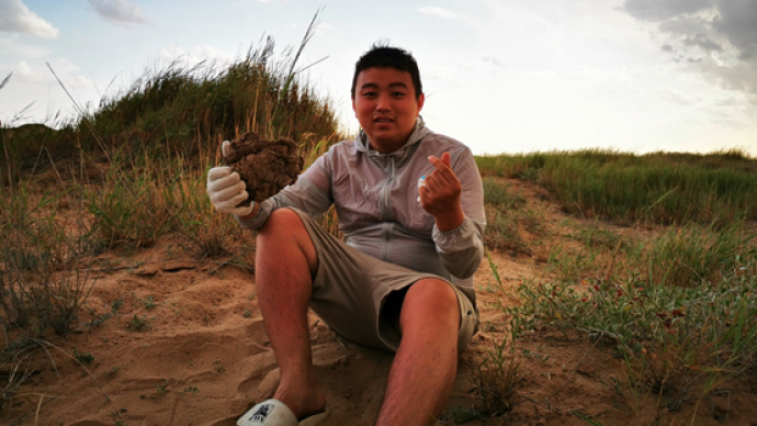 上海交大這位“最美大學(xué)生”，在沙漠中種出一片綠洲