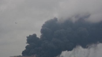 一巴拿马籍货船在菲律宾以东海域爆炸，船上14名中国人获救
