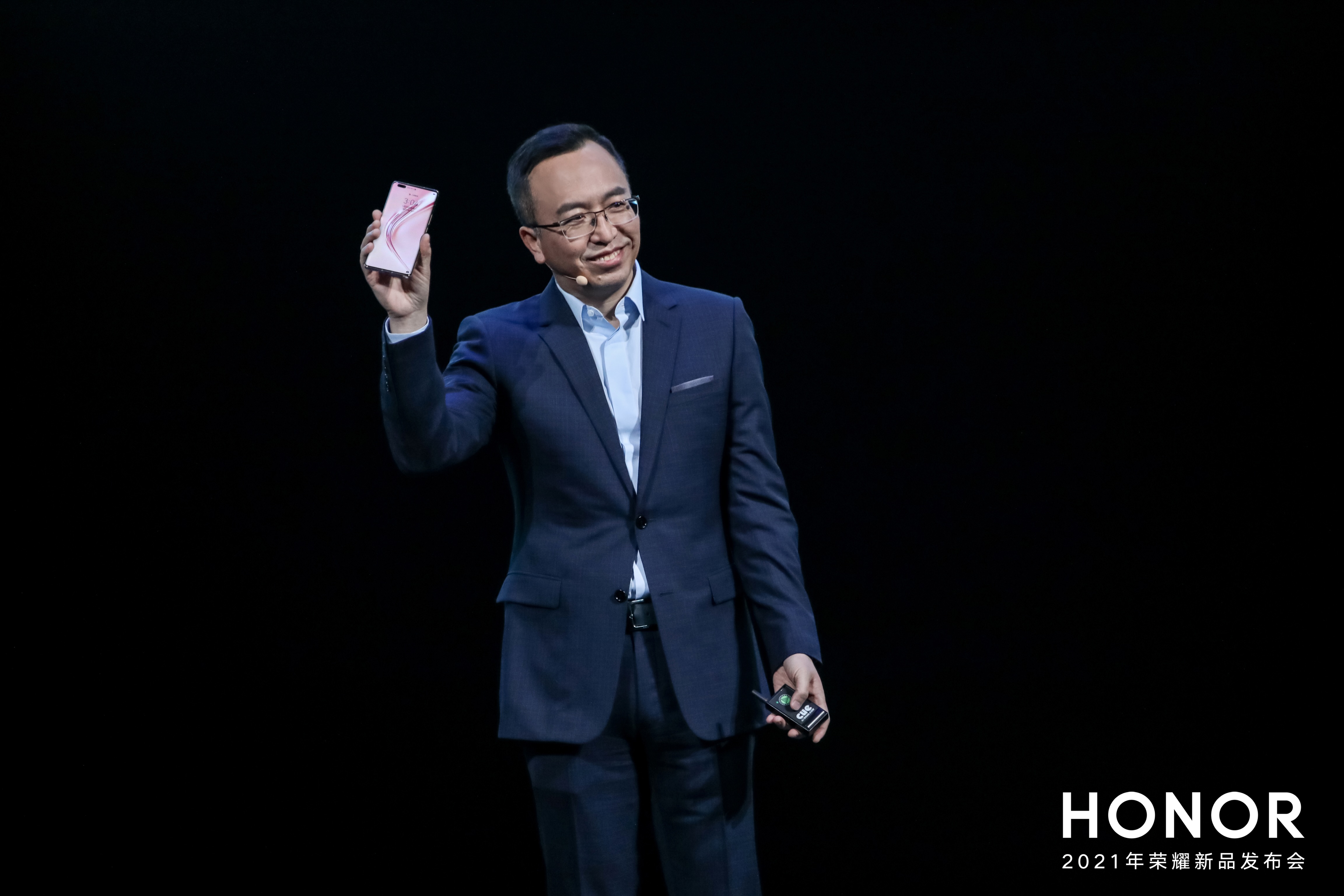 荣耀CEO赵明：包括高通在内所有供应商已全面恢复合作