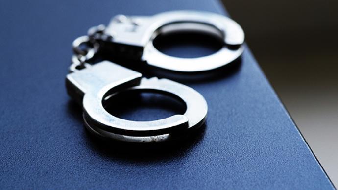 租房聚集二三十人为网店刷流量，哈尔滨一男子及房东被行拘