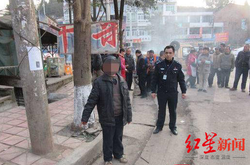 唐某将伤者丢弃在此处