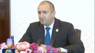 保加利亚总统拉德夫将寻求连任