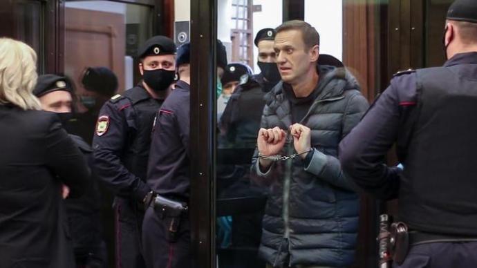 俄反对派人士纳瓦利内被判处三年半监禁，律师称将再上诉