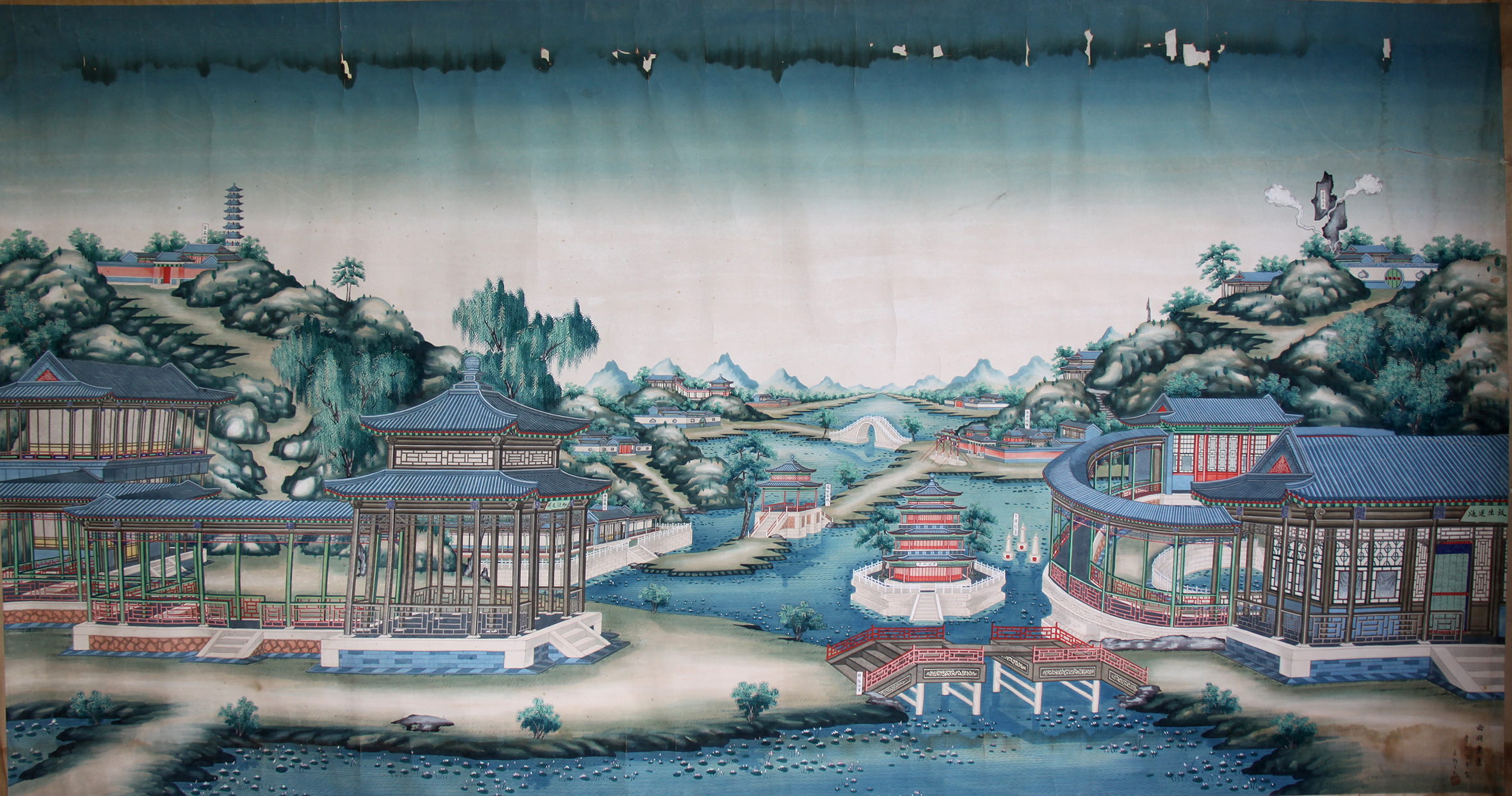 图28.西湖十景（丈画）121×230cm 王树村藏 图片来源：《中国古版年画珍本》（北京卷）