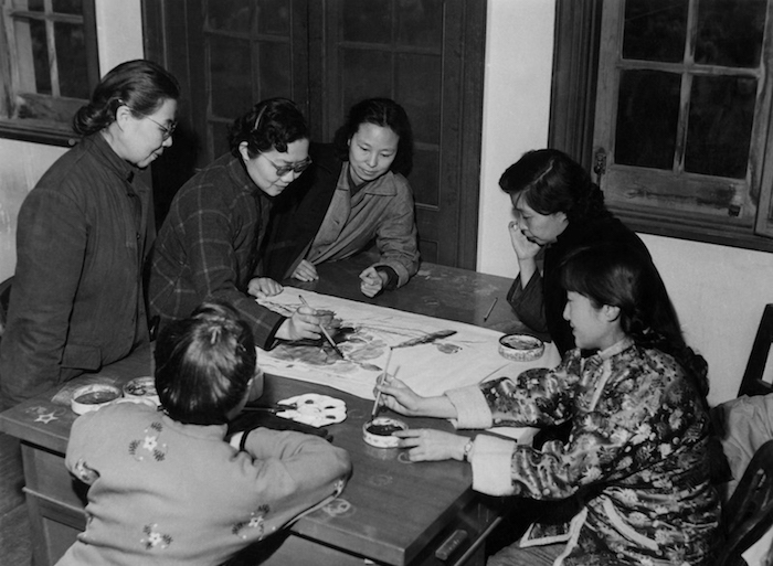 1960年代女画师在老画院画画