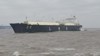 正月初一洋山港LNG船舶进港，保障就地过年用气需求