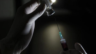 世卫组织将向几内亚运送超11000剂埃博拉疫苗