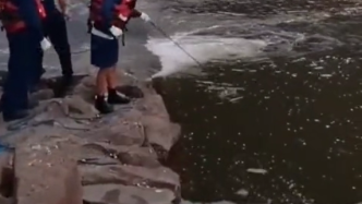 四川中江警方通报：钓鱼者跳河施救落水儿童未果，两人均遇难