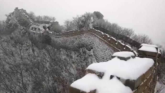 北京迎来春雪，实拍箭扣长城雪景