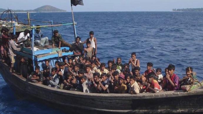 海上漂流10天后，80余名难民在安达曼海获救