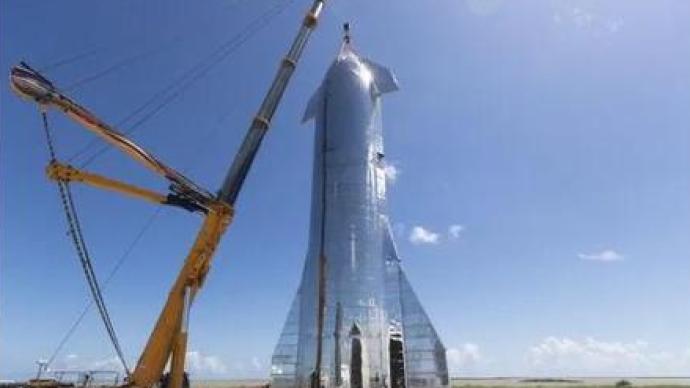 SpaceX“星际飞船”原型机着陆数分钟后爆炸