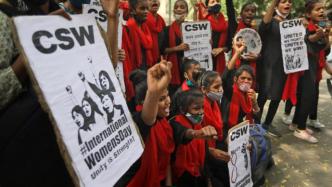 印度女性农民在妇女节示威，继续抗议农业法改革