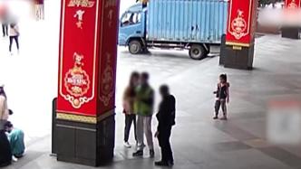 當(dāng)眾猥褻女子還辱罵威脅，男子被抓后稱(chēng)心情不好喝醉了