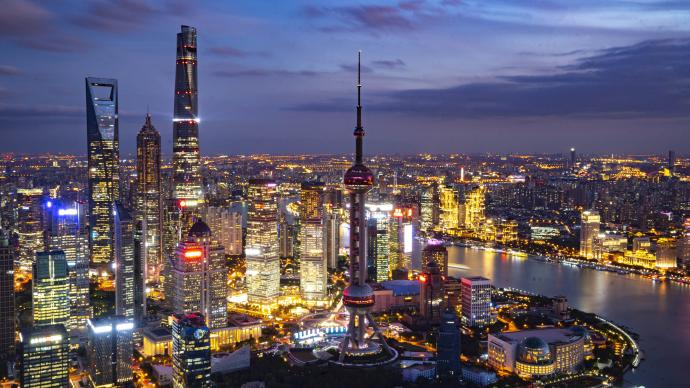 上海经济发展报告：进入AI发展发力期，基础要素日趋成熟